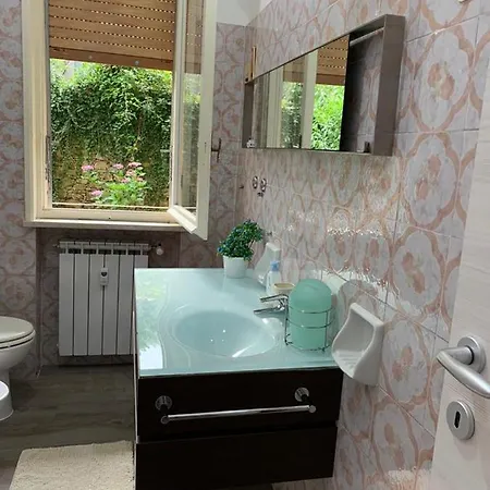 House Il Glicine Appartamento *